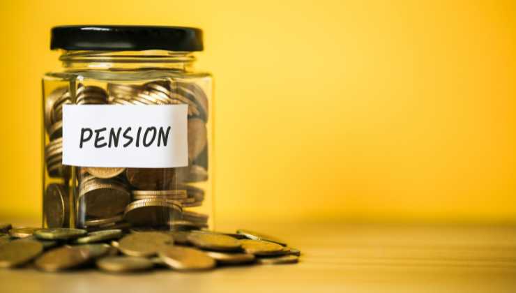 Pensioni nel 2025, è ufficiale lo stop ai maxi aumenti